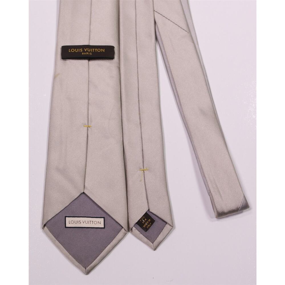 Louis Vuitton Solid Silver Gray Silk Necktie Tie … - image 4
